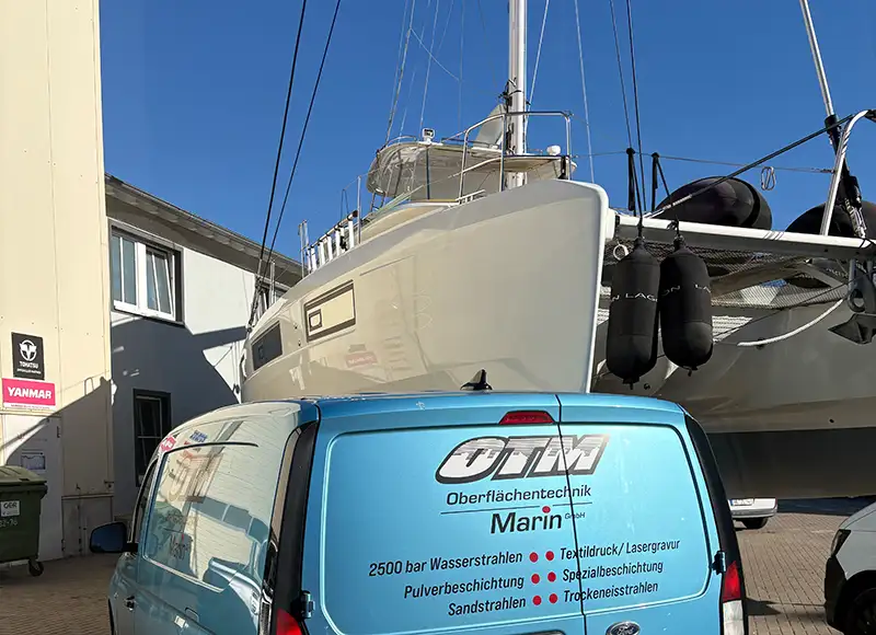 Catamaran-Reinigung